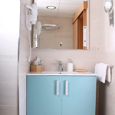 Apartment Ancha Del Carmen Ave Centro Madmar Lujo New Zambrano